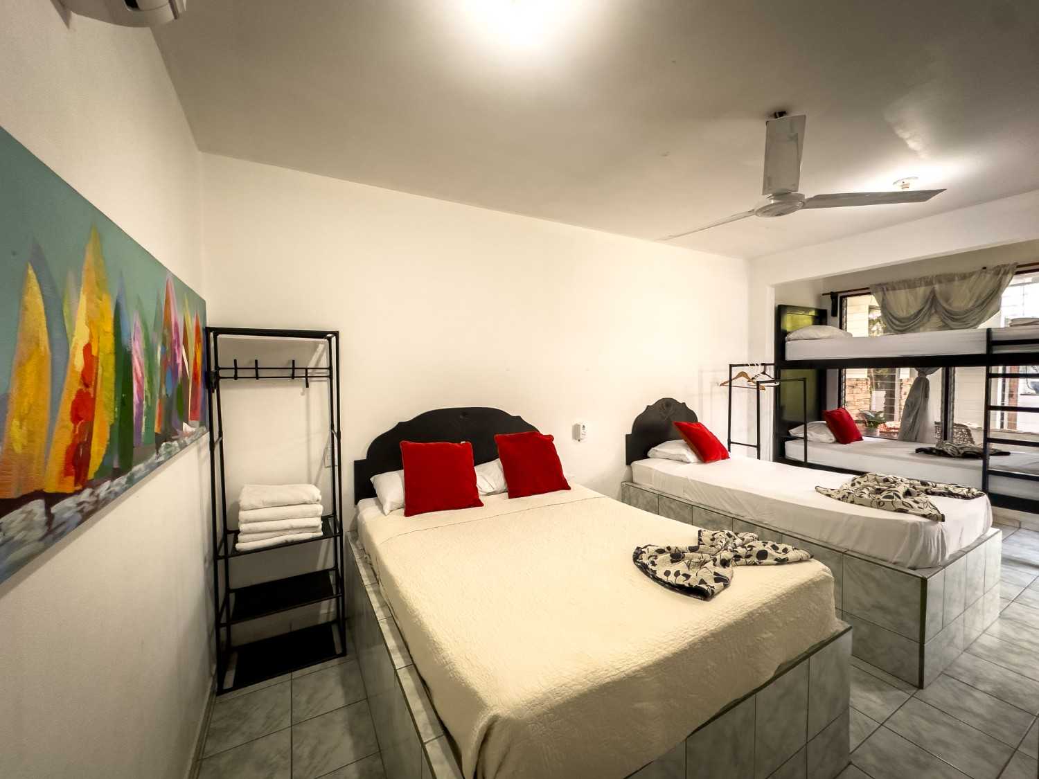 IZU Room07 4 Be.Live Hotel